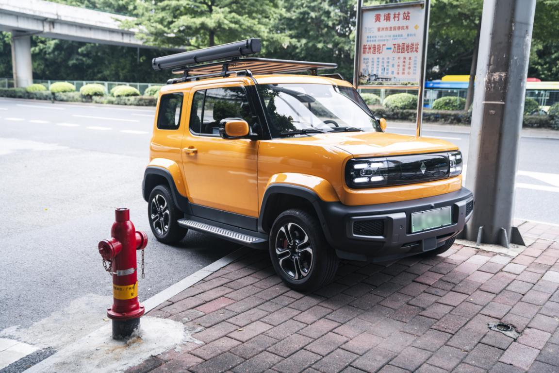 有了宝骏悦也 再也不用担心“城市越野”了？市区开SUV真的不错。
 
现在的小区