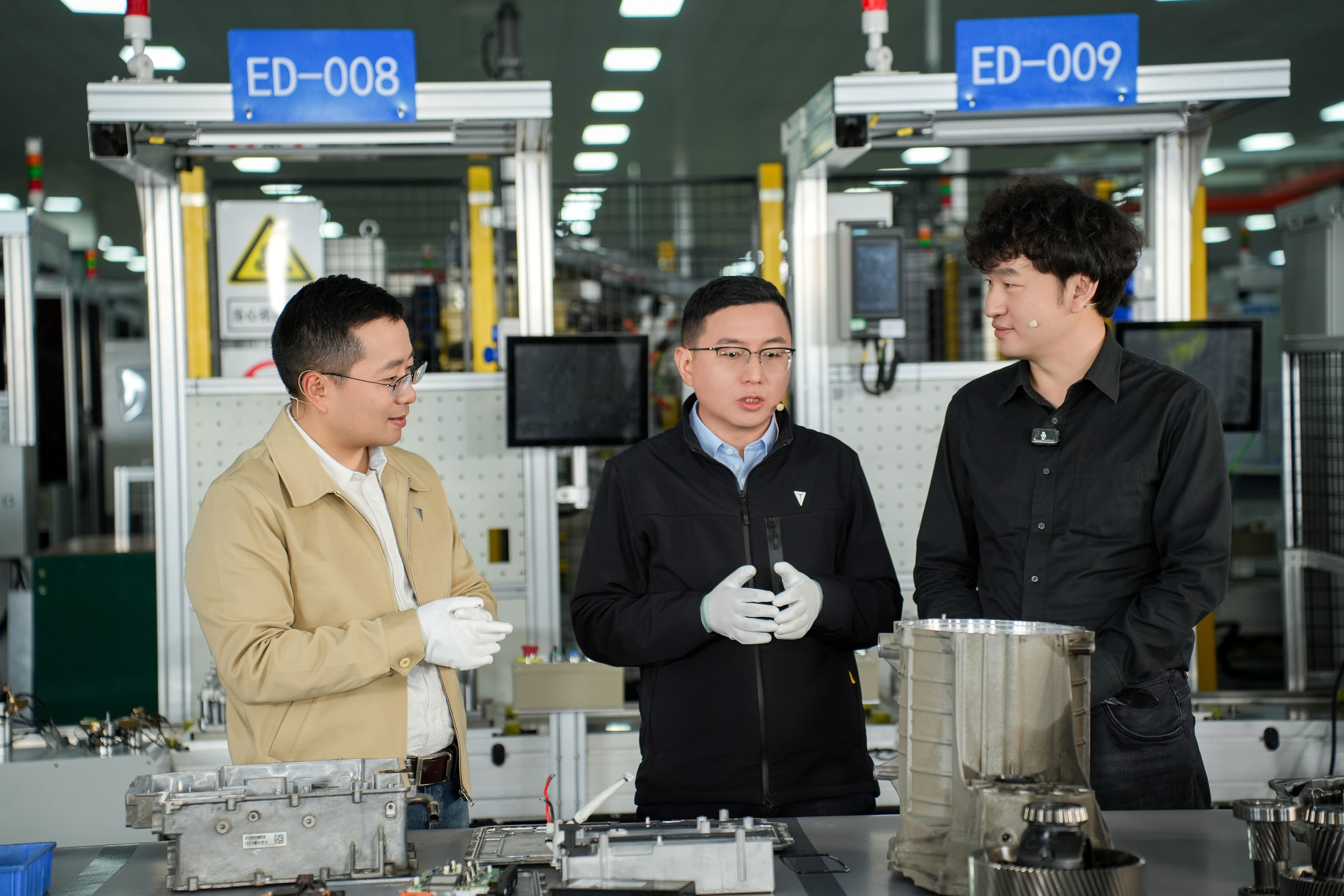 1,000,000台。这是深蓝电驱累计下线数量。讲真，深蓝还挺低调的从最早的分体