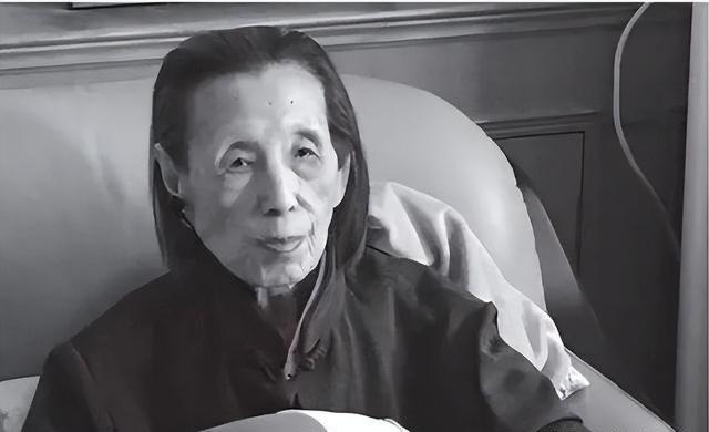 🌙1949年傅作义的妻子在重庆机场被截，下落成谜，地下党找了几个月没有结果，一