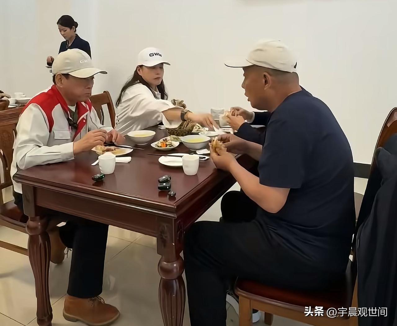 于东来和魏建军终于见面了！