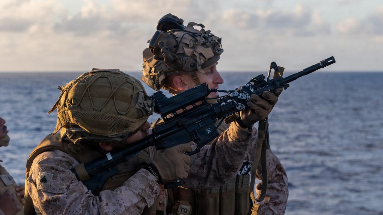 前往中东的美军步枪配备反无人机智能瞄准具，型号SMASH 2000L

美军公布