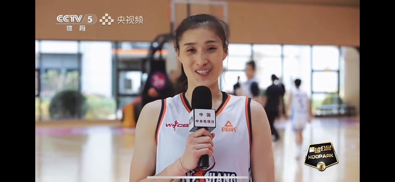 王雪朦、武桐桐与我湖南有一丝重要缘分的两位实力女篮球员！

王雪朦、武桐桐都是从