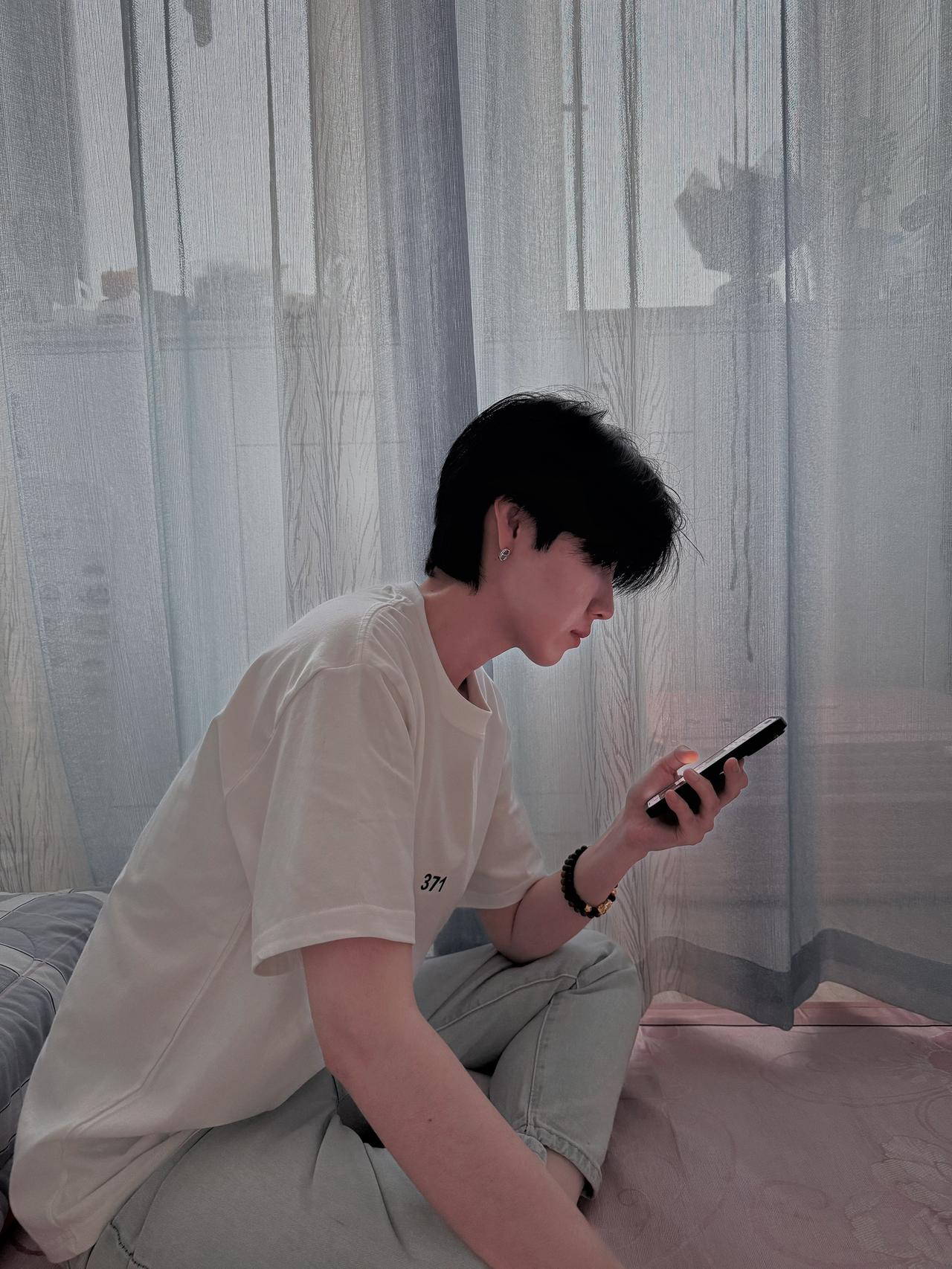 一些moment 简单干净 随意拍 内容太过真实