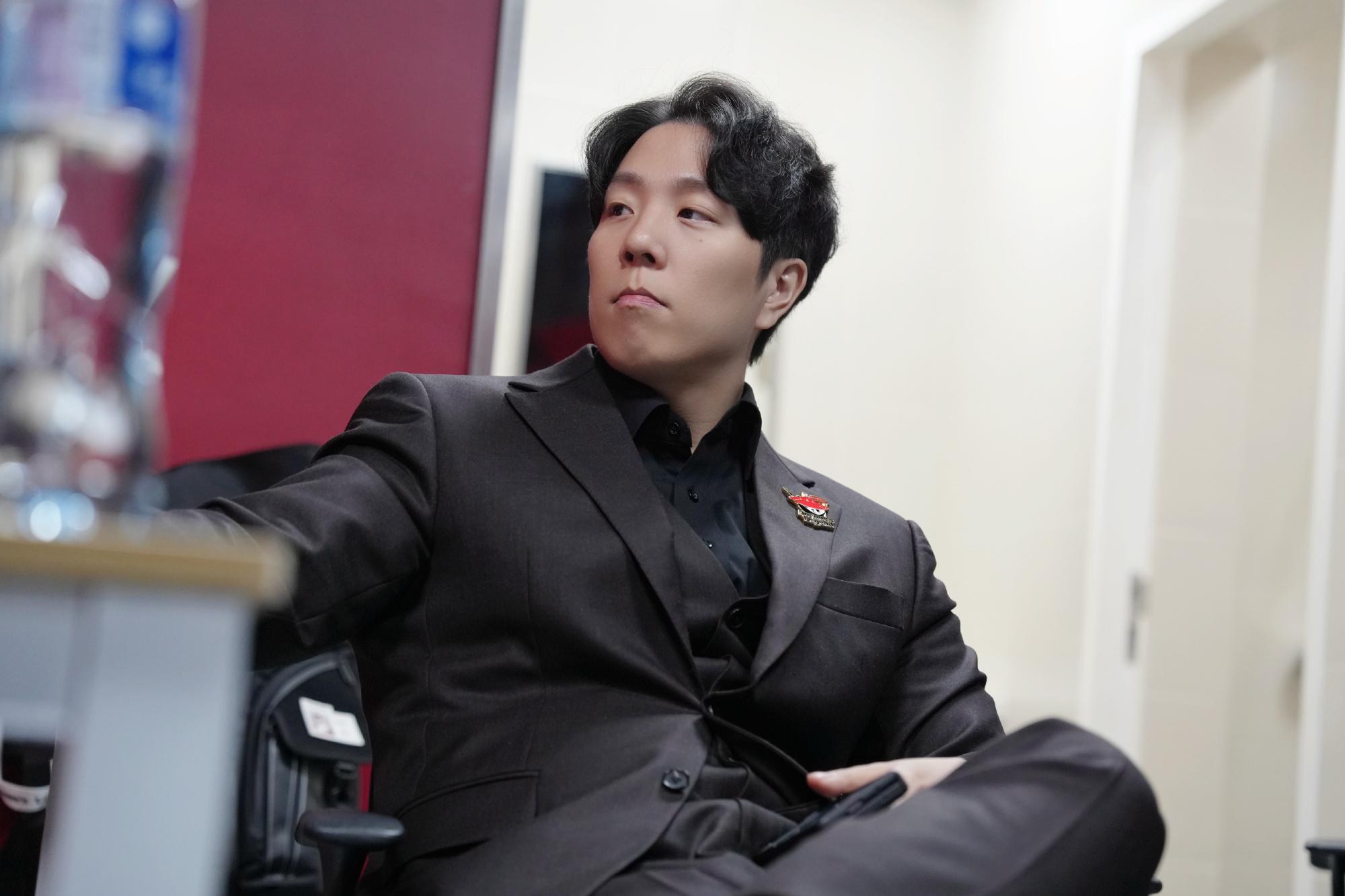 AL官方发布对阵TES赛前返图：不断进步！