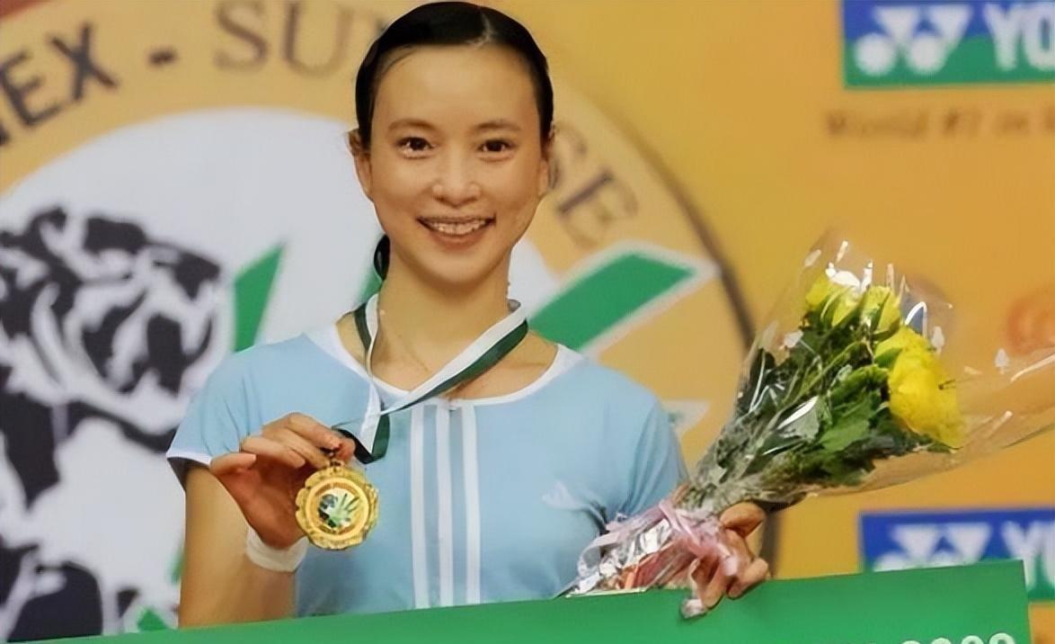 1999年，四川一女孩拿到世界冠军后，被教练踢出国家队。

刚在美国公开赛决赛赢