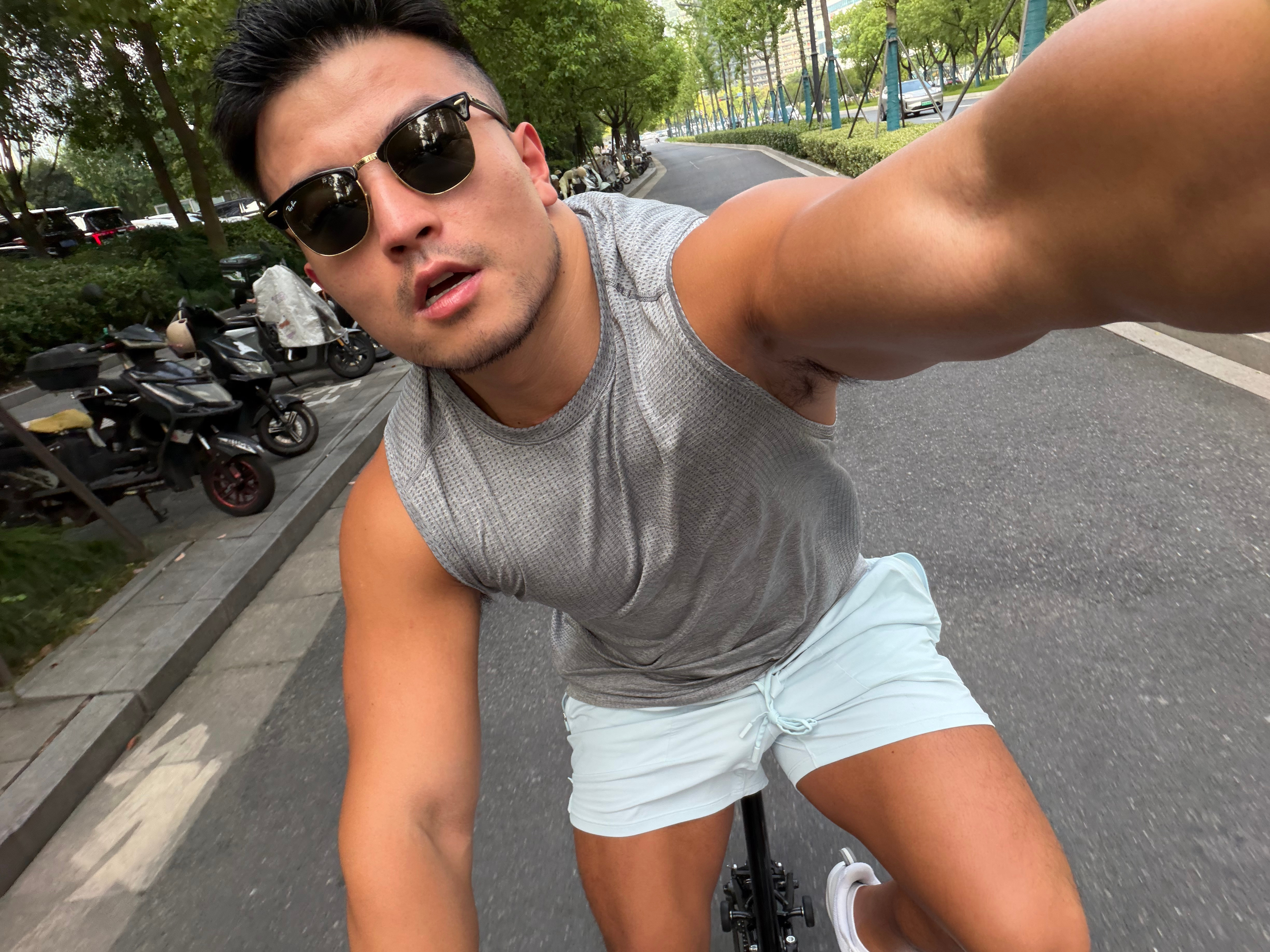 美好的一天开始喽！🏋🏿 