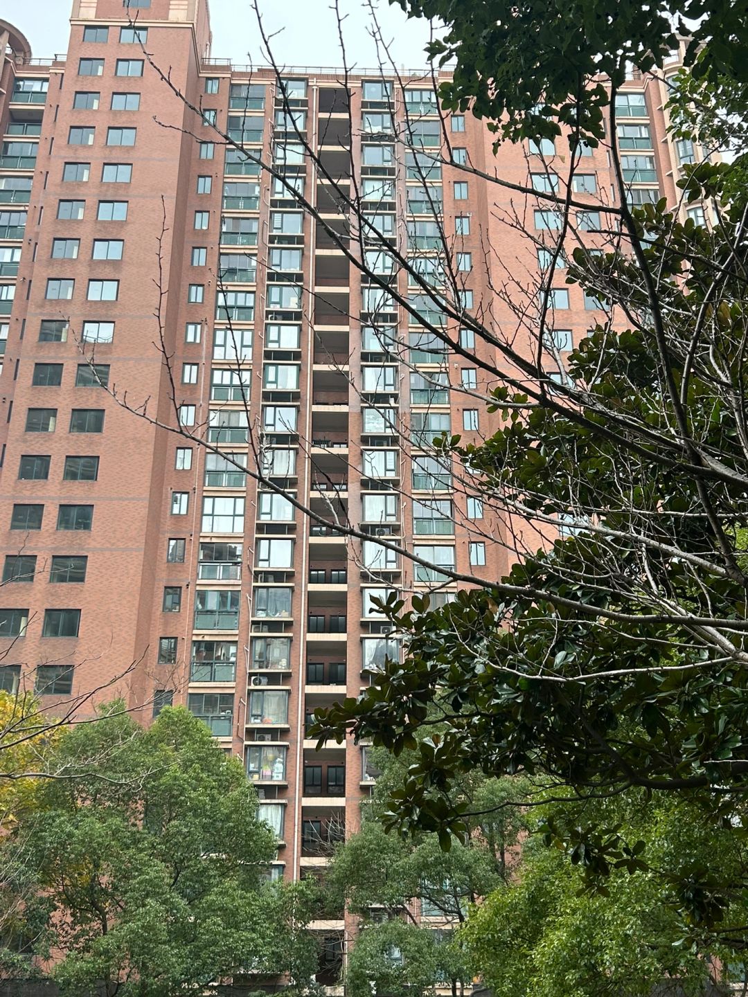 业主挂牌 城宁花苑地暖2房 中山公园地铁口