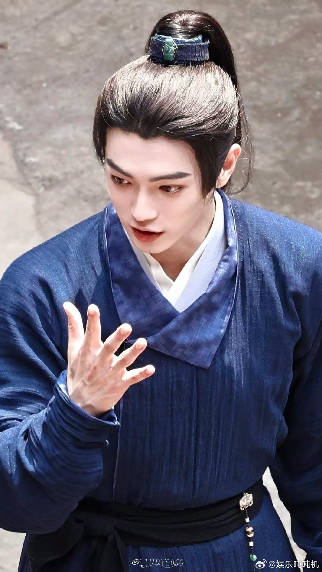 子夜归真的动了 天师与猫妖的禁忌之恋，这是什么神仙设定！《子夜归》简直太懂我了，