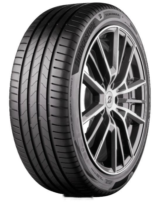 大家买车的时候会关注该车型使用的是什么轮胎吗？普利司通与小鹏汽车再度合作，泰然者