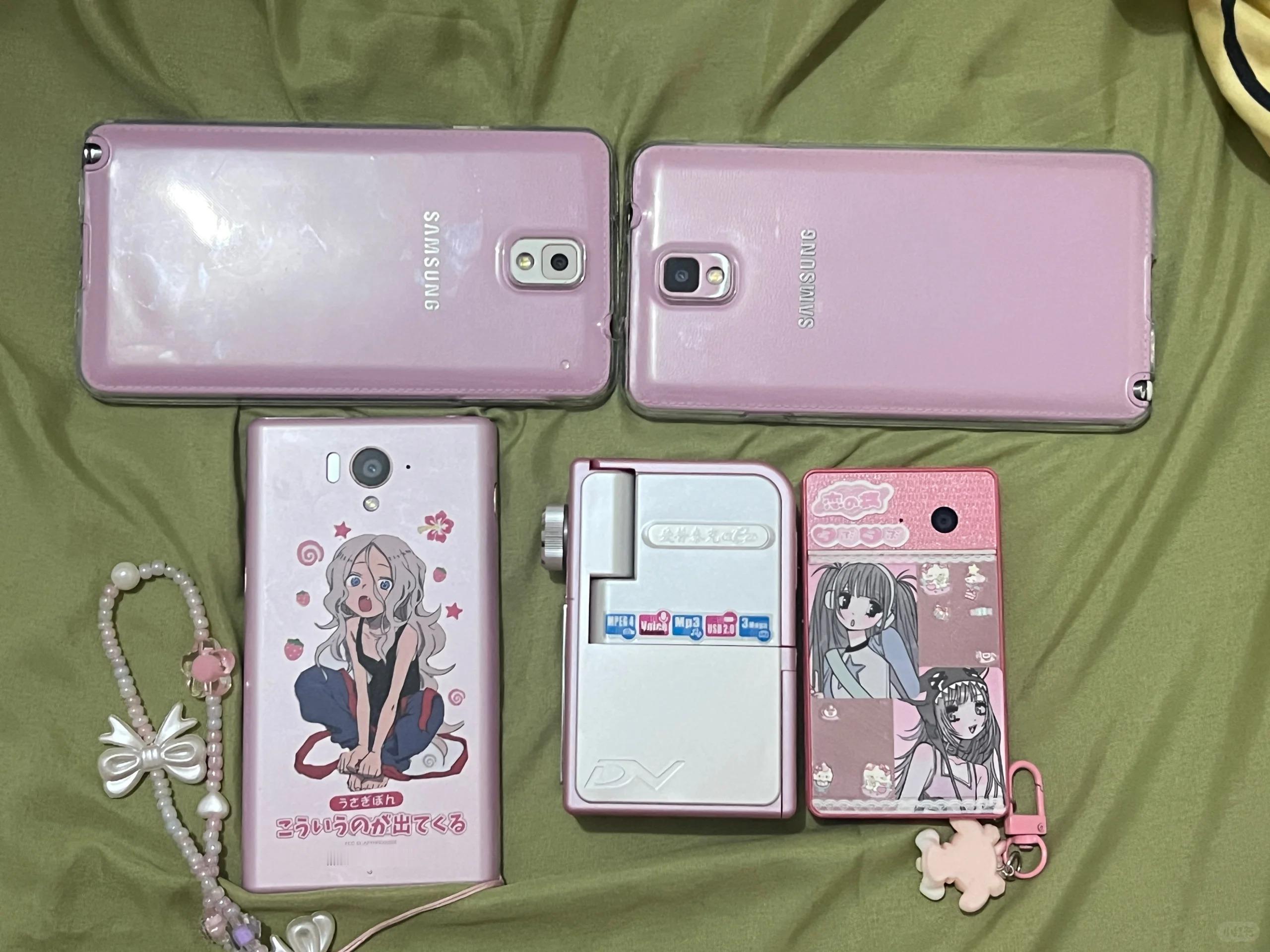 女孩买手机应该都挺看重手机颜值的吧 