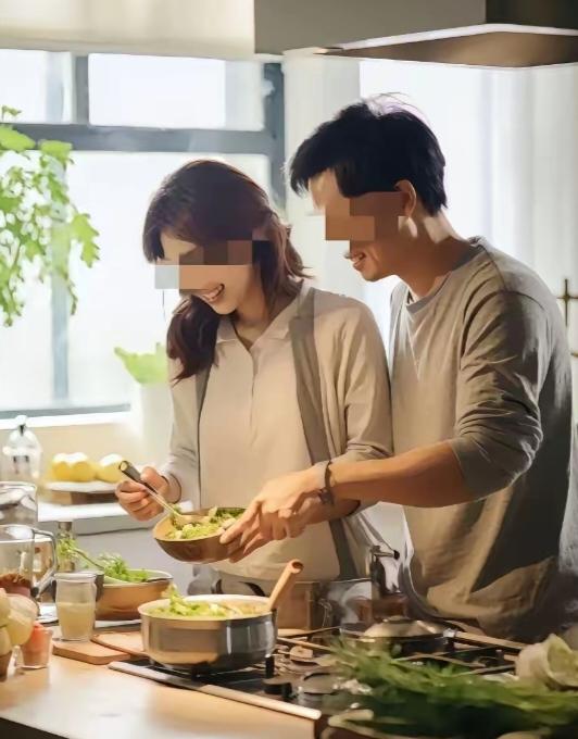 安徽安庆，女子把情人带到租房，跟他发生关系后，当晚两人相拥而眠，谁料，半夜12点