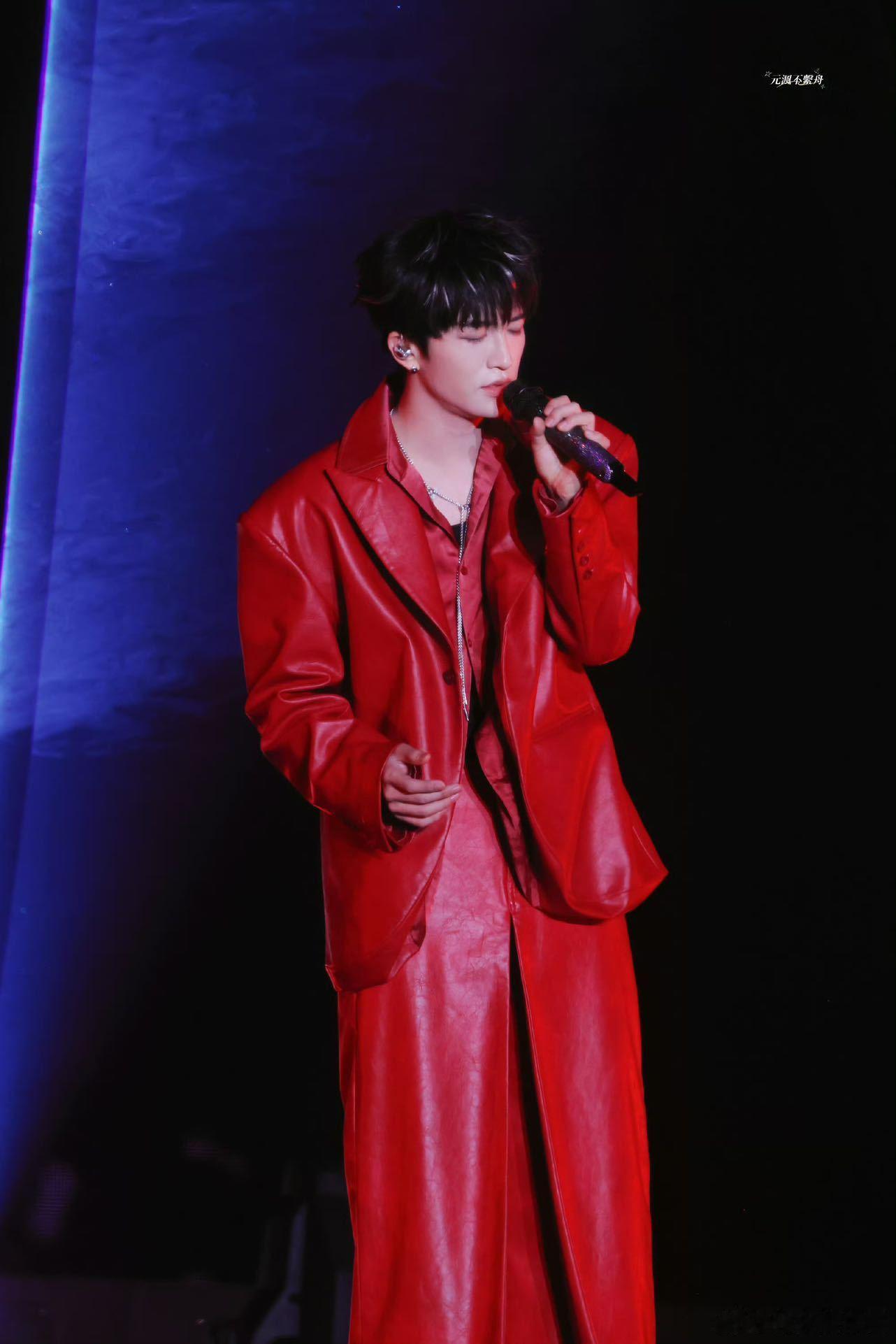 黄子弘凡长沙演唱会 圆满结束！从澳门奔赴长沙的追星之旅超值得，局长的歌声治愈又有