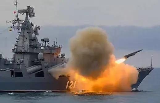 名存实亡，在俄乌冲突之中，首先被淘汰的就是俄罗斯的黑海舰队！
俄罗斯黑海舰队本来