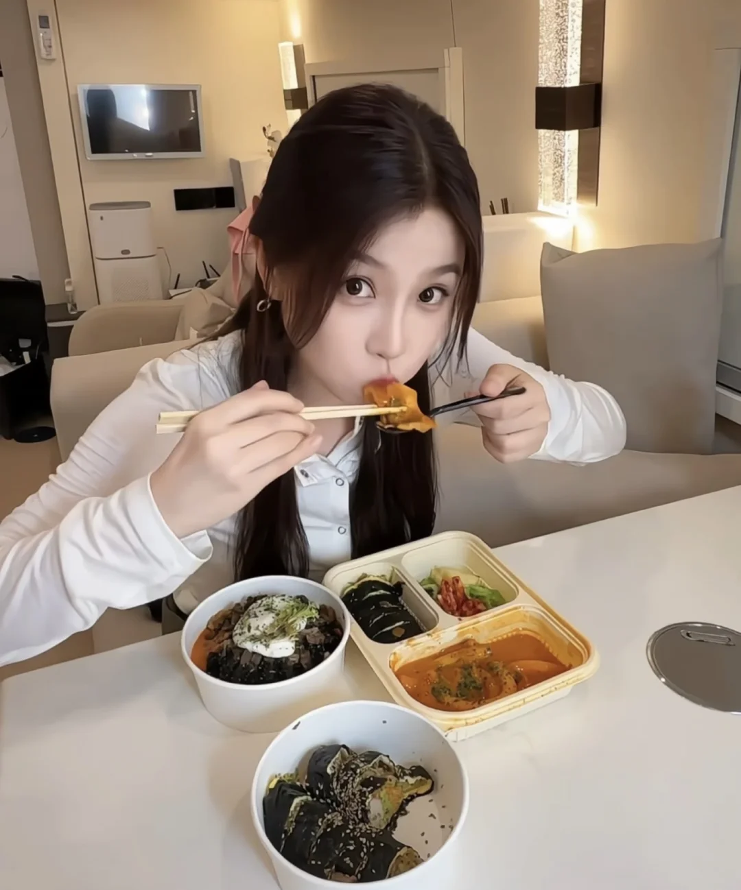 小猪包包林晚星
