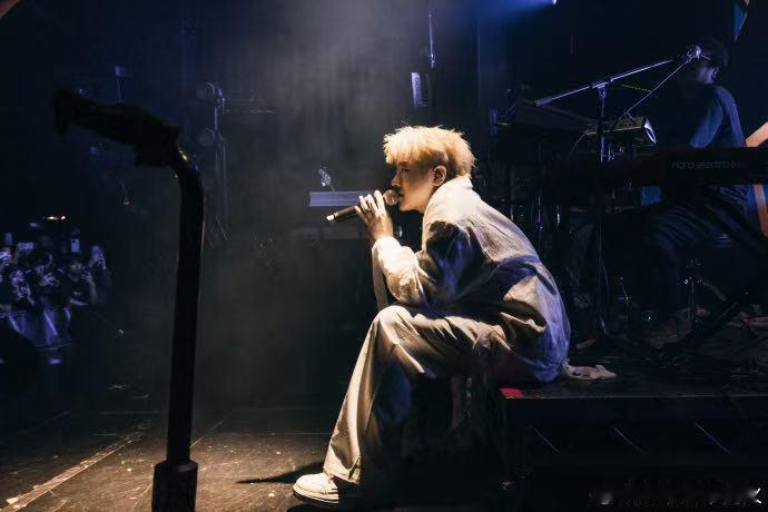 王以太工作室澄清声明此闪火非彼闪火 艺人的口碑管理早已不是选修课，而是必修课。王