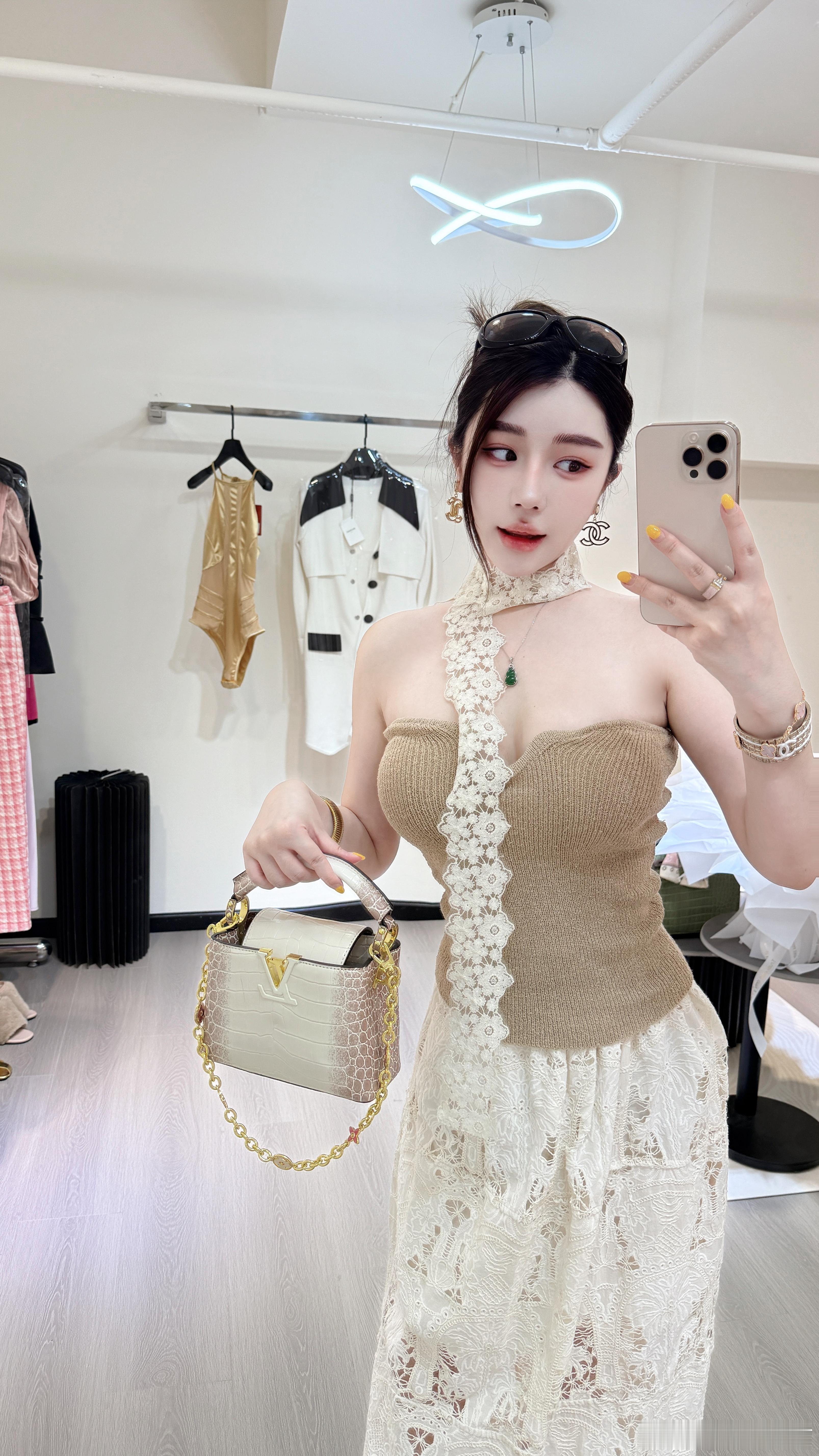 金白银我要 真情实意我也要我就是既要又要还要✌🏻  ​​​