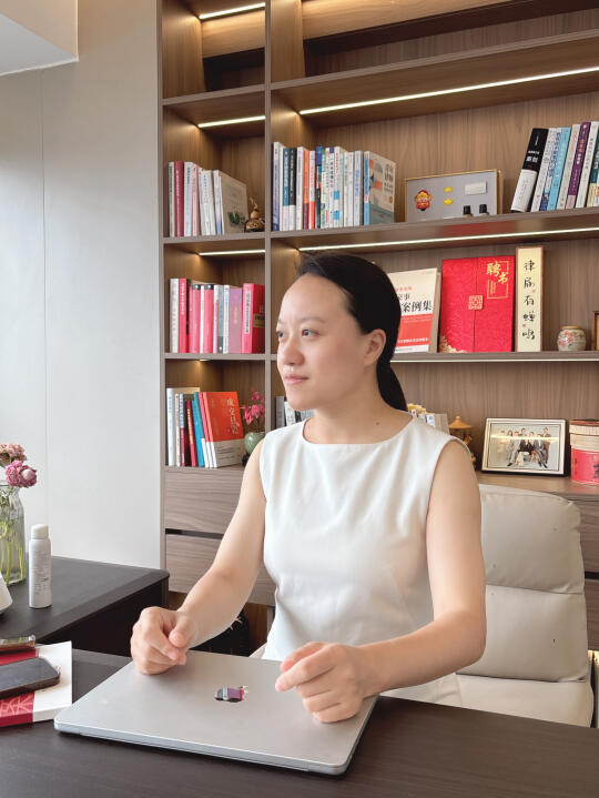 以法为刃，斩断婚姻的锈蚀枷锁