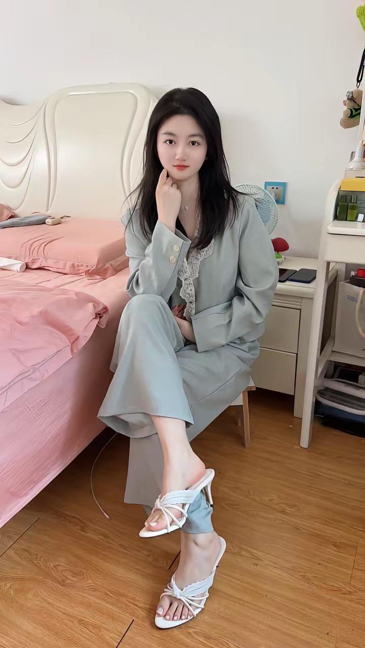 温柔穿搭 今天穿什么