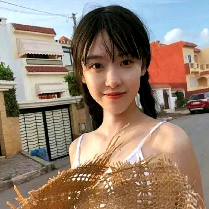 “山东一镇委岗，3次面试败北，女孩怒砸2万报集训，第4回终于把编制攥进手心。”