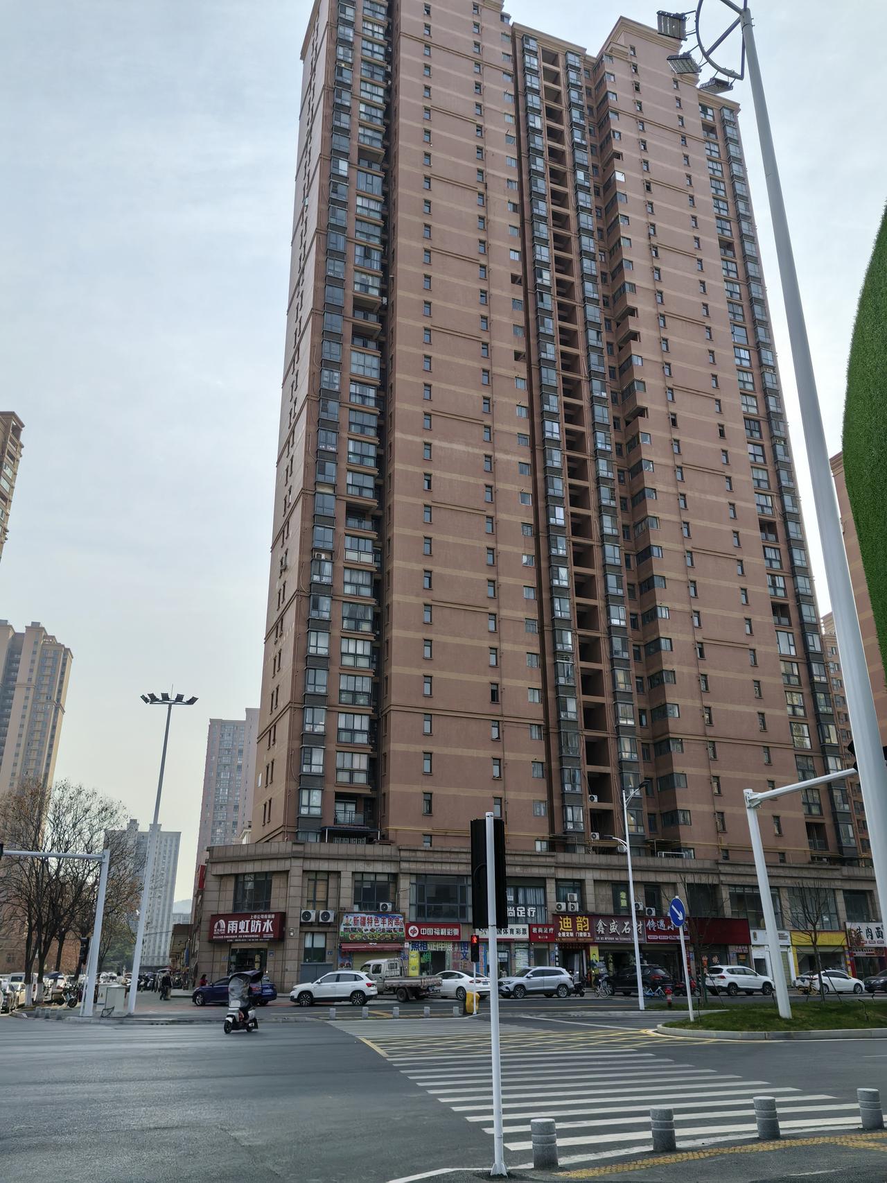 晒图笔记大赛 参加晒图笔记大赛，来跟大家分享黄石街景。在黄石街道，能感受到一种独