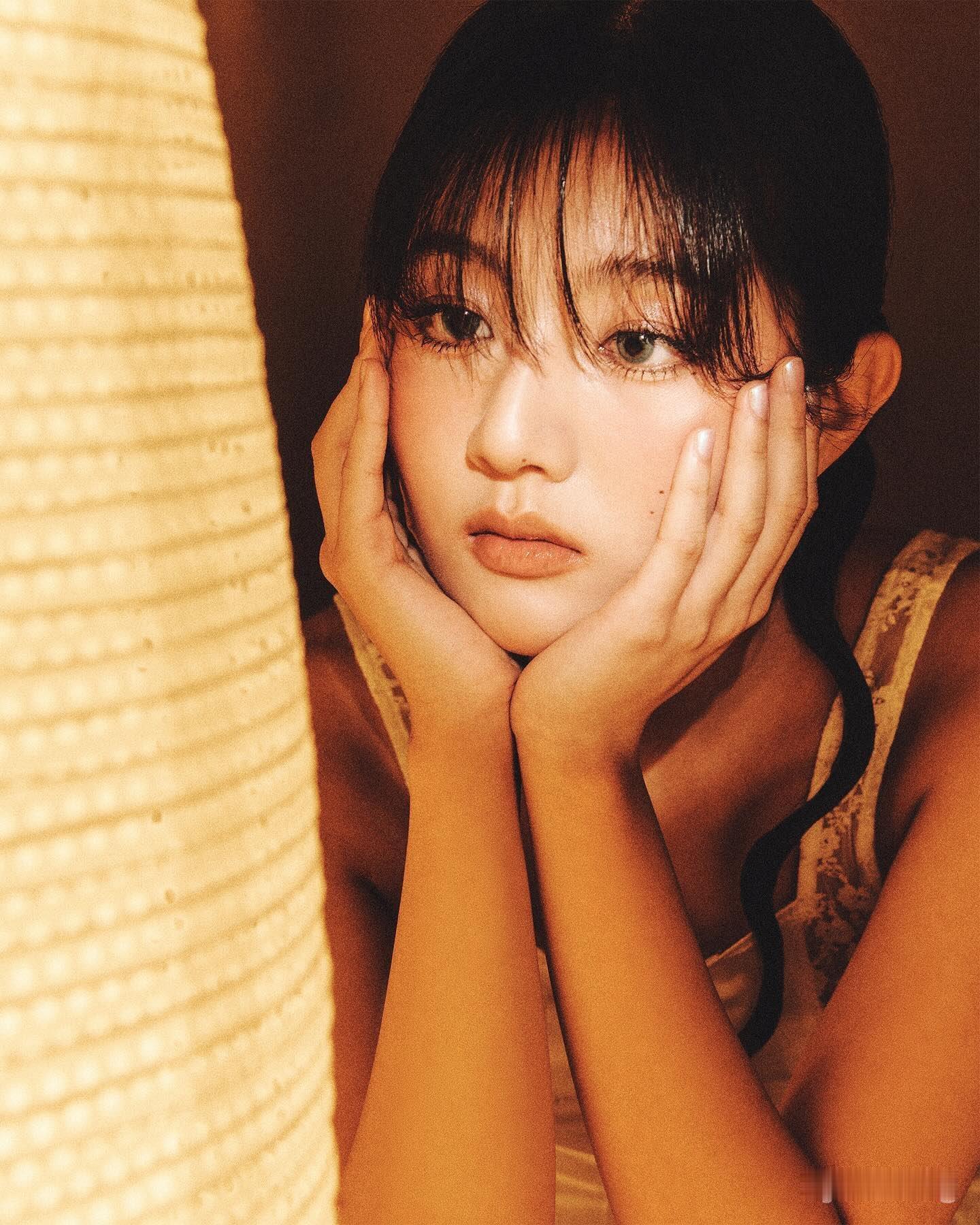 申银秀 ✘ eyesmag 