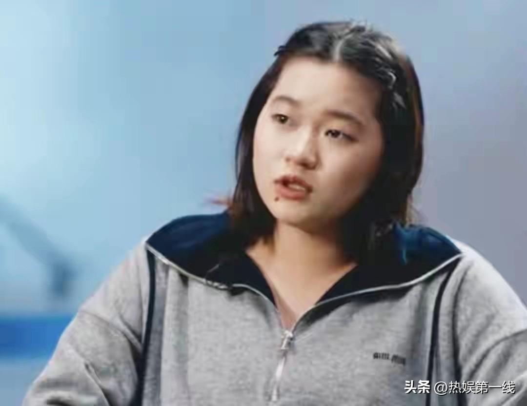 19岁全红婵的心酸！17岁初潮后体重飙升，被吐槽胖到怕见镜头
 
赛场上光芒万丈