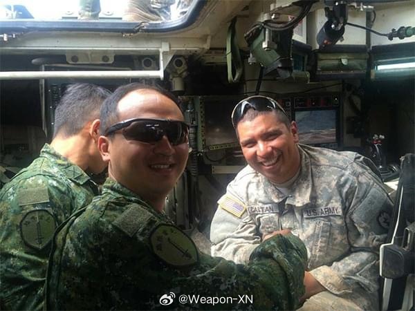 #兵器影像[超话]# 台伪陆军“云豹”甲车教官赴美交流 ​​​