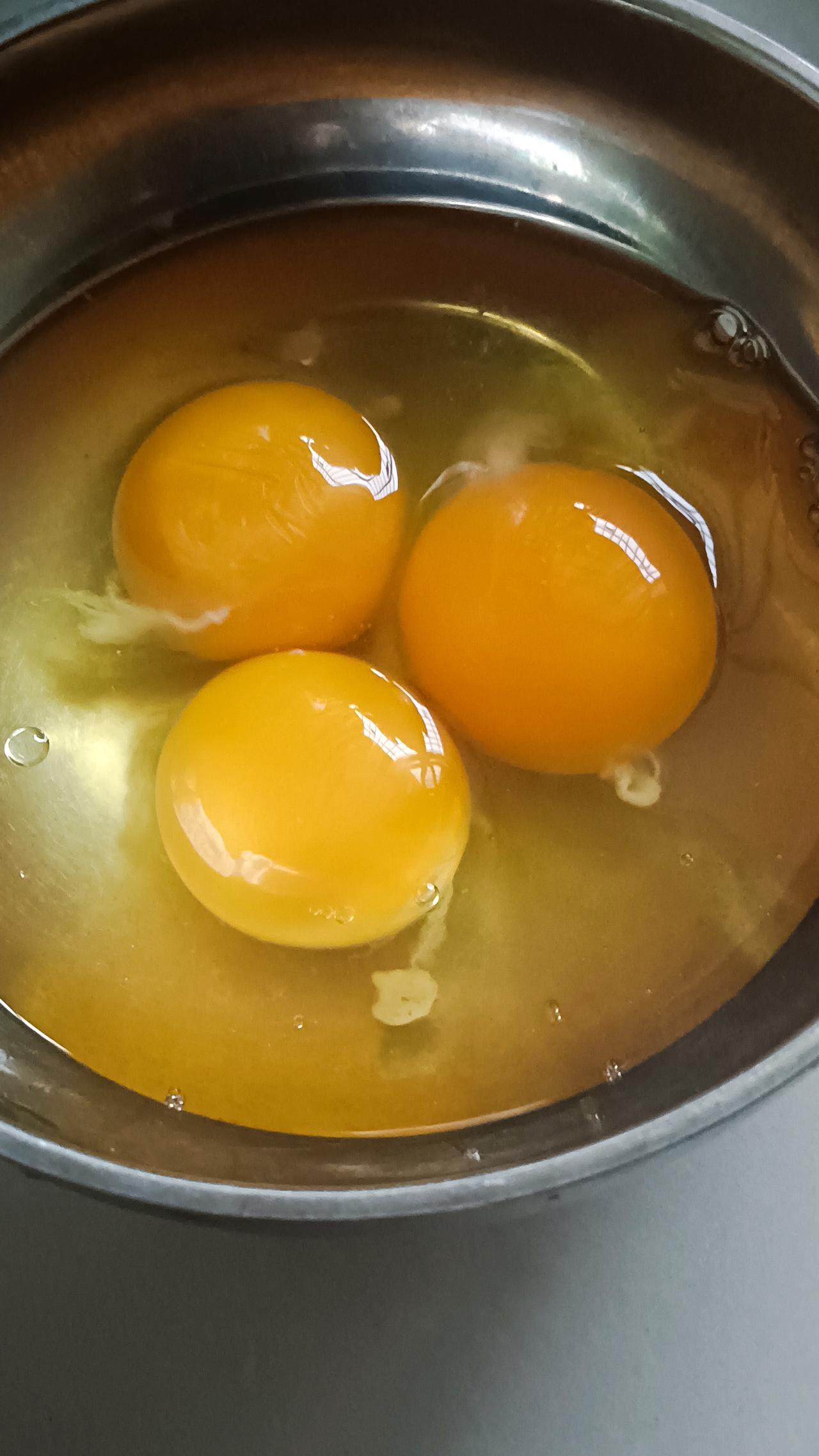 你能看得出这是士鸡蛋，还是饲养蛋？