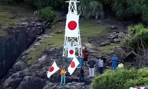 钓鱼岛不必拆灯塔！中国这招更绝，日本只能干瞪眼，太解气了！
 
麻烦看官老爷们右