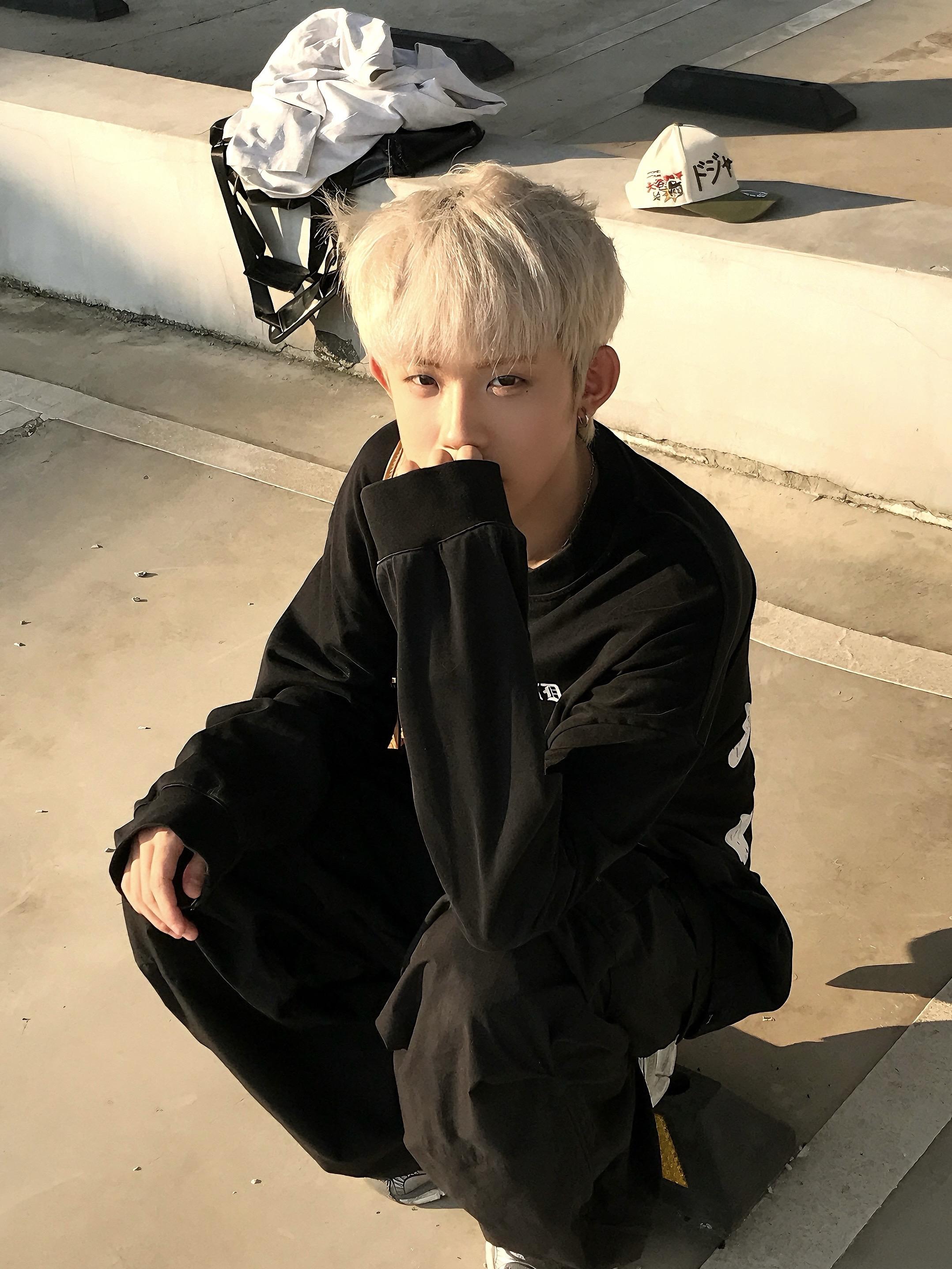 我没有变，只是你不能接受我的全部