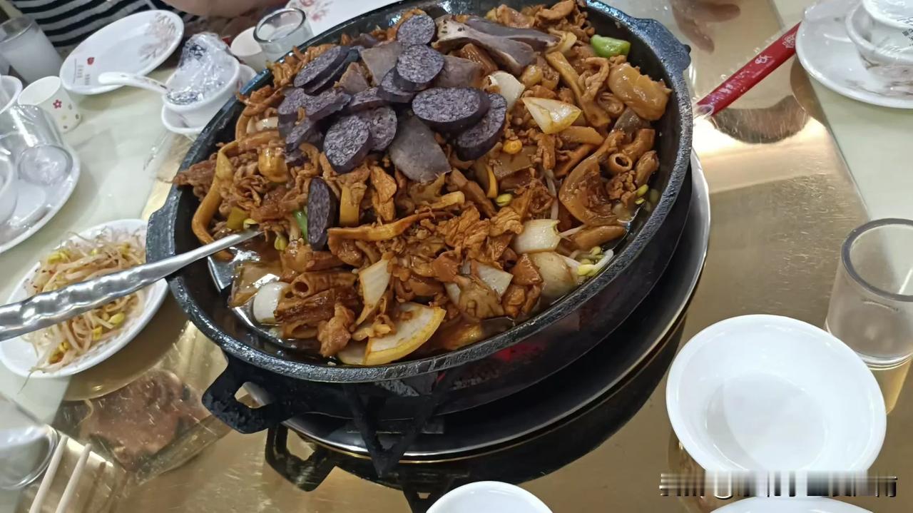 天南地北大拜年戳这里，一起放烟花>