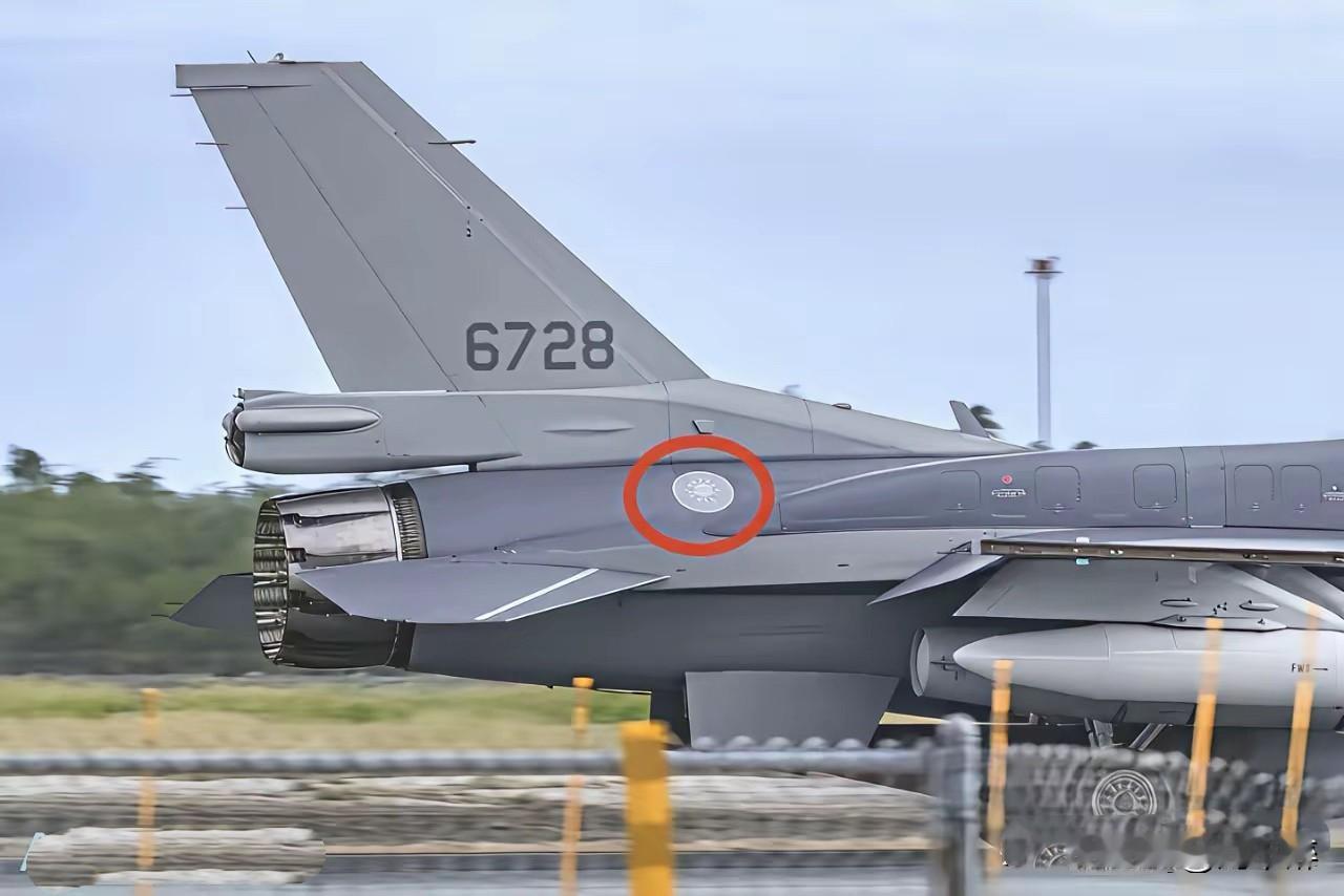 时隔29年，台湾向美国采购66架F-16V BLK70战机，首批两架10月2日，