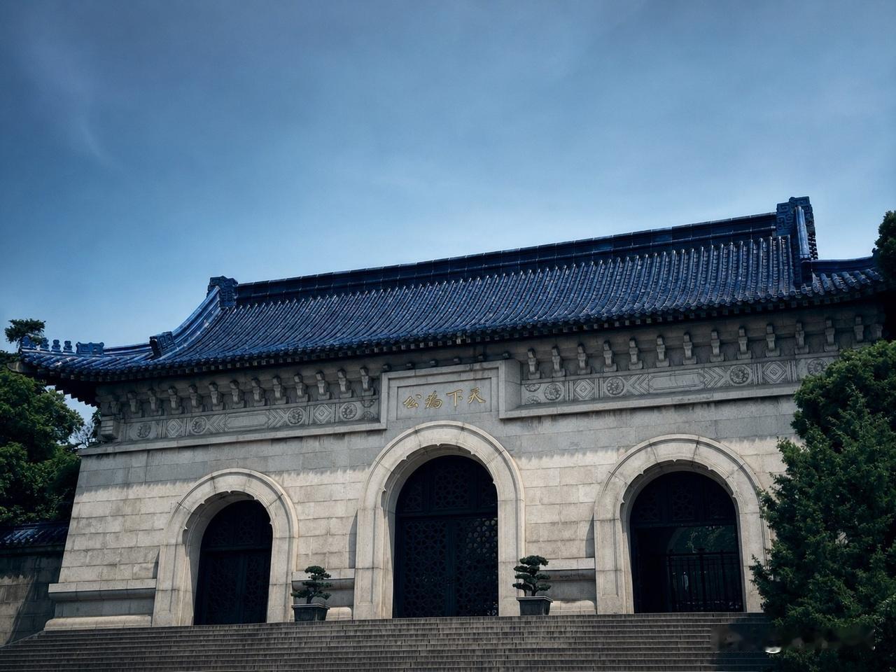 最不愿承认中国崛起的国家，这次终于松口了

———

以前，很多国家其实没得选。