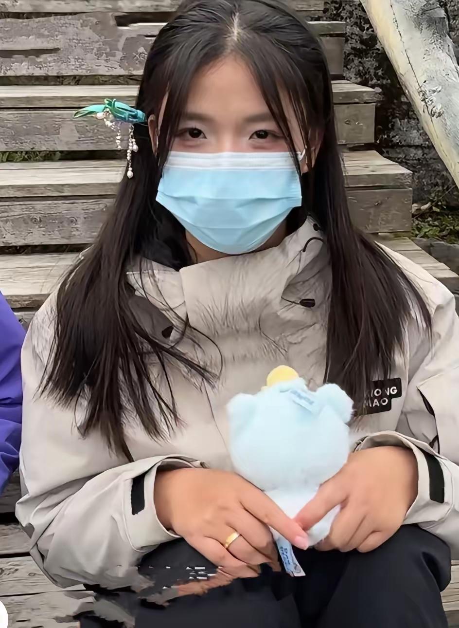 最近不少人都聊到那个荒野求生退赛的林北，面对别人直播收礼赚得盆满钵满，他直接说不