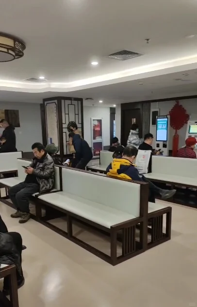 中医眼中的咳嗽：“宣肺、健脾、泻肝、固肾”，四法调和 朋友们，咱们中医...