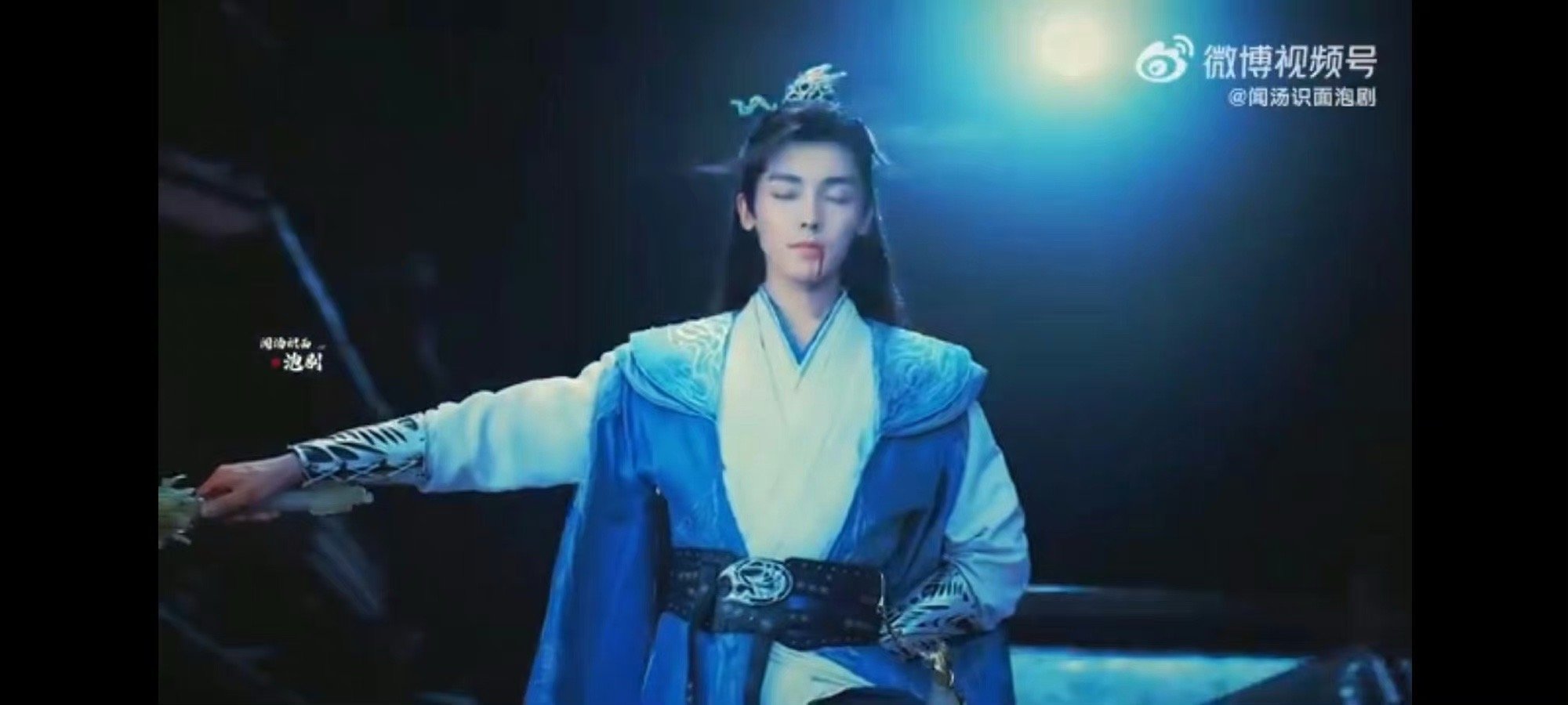 #这下真的感动不敢动了# 小百里和队友们还是很有默契的嘛，大家配合的也非常的好，