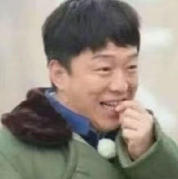 黄渤公认的神图收集一波黄渤神图，一半搞笑表情包一半帅气大片，反差魅力谁能不爱 