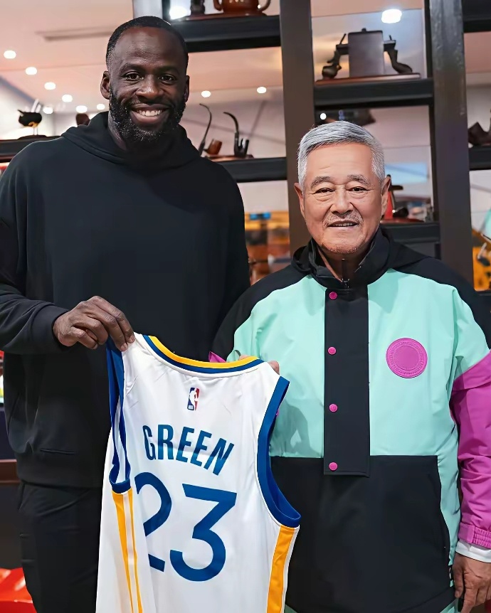 金州恶汉追梦格林，见到赵本山后，也变乖巧了！ ​​​