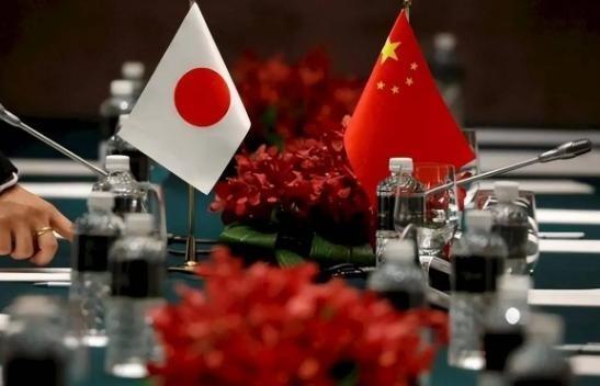 俄罗斯军事专家恨铁不成钢的表示：最让人着急的是，中方从始至终都没有想要“灭亡”日