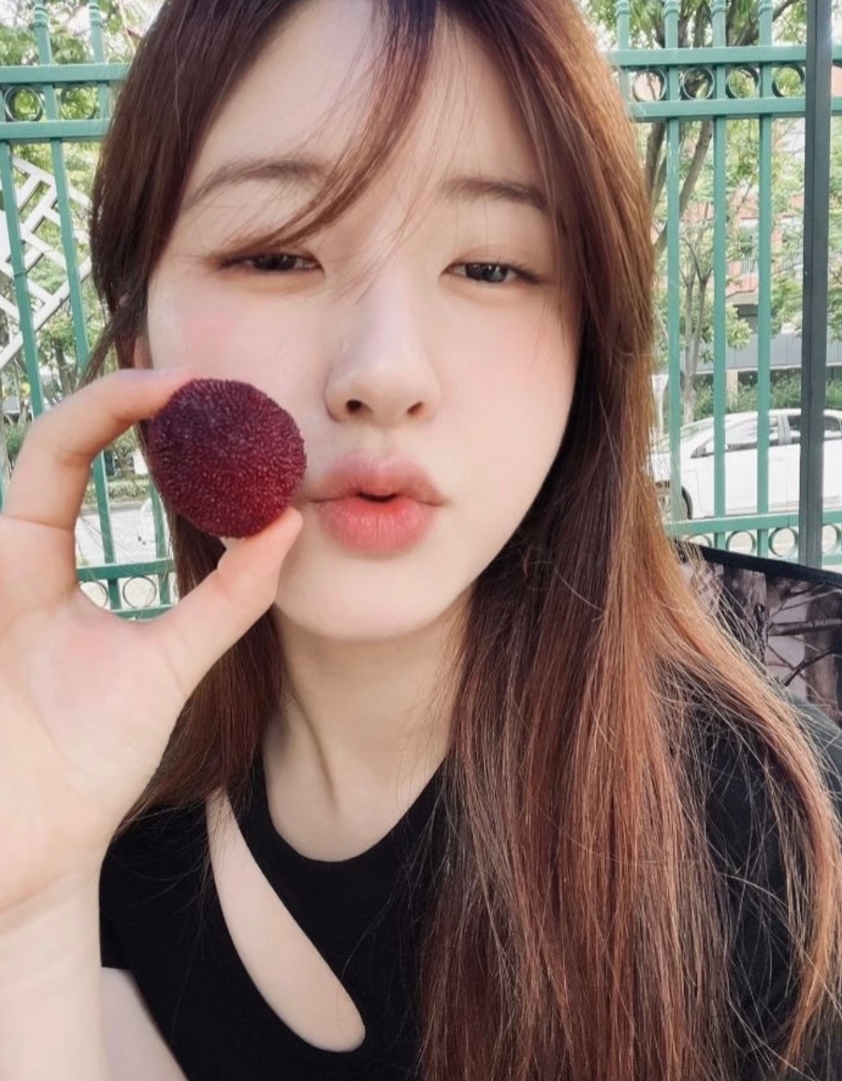 嘟起你的嘴巴-"Kiss me"分享一期赵露思嘟嘴照片🤏 