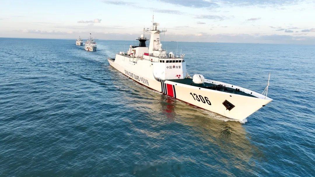 海警新年训练大片来了【直击海警舰艇编队训练现场！】 战风斗浪，砺剑海天！——春节