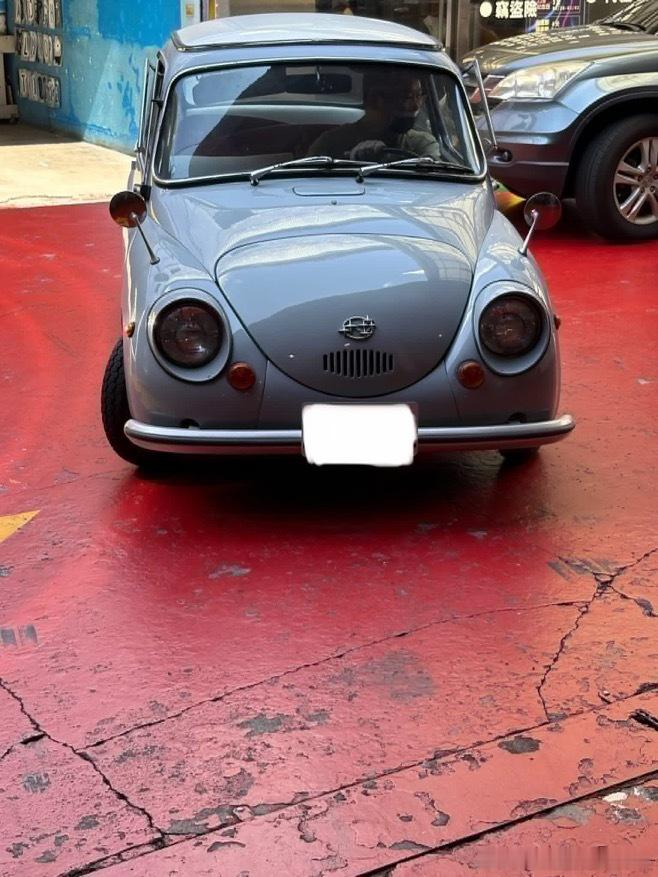 台湾老车🇯🇵1971年Subaru 360年審驗車中看來保養得挺好的👍 ​