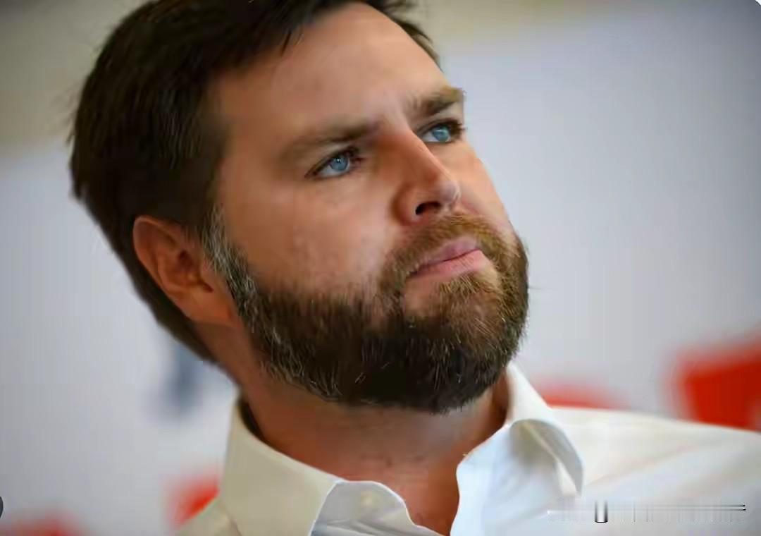 万斯的印度老婆乌莎在电视上亲口说了她不会改信。可仔细看她原话就有点意思了，她说天