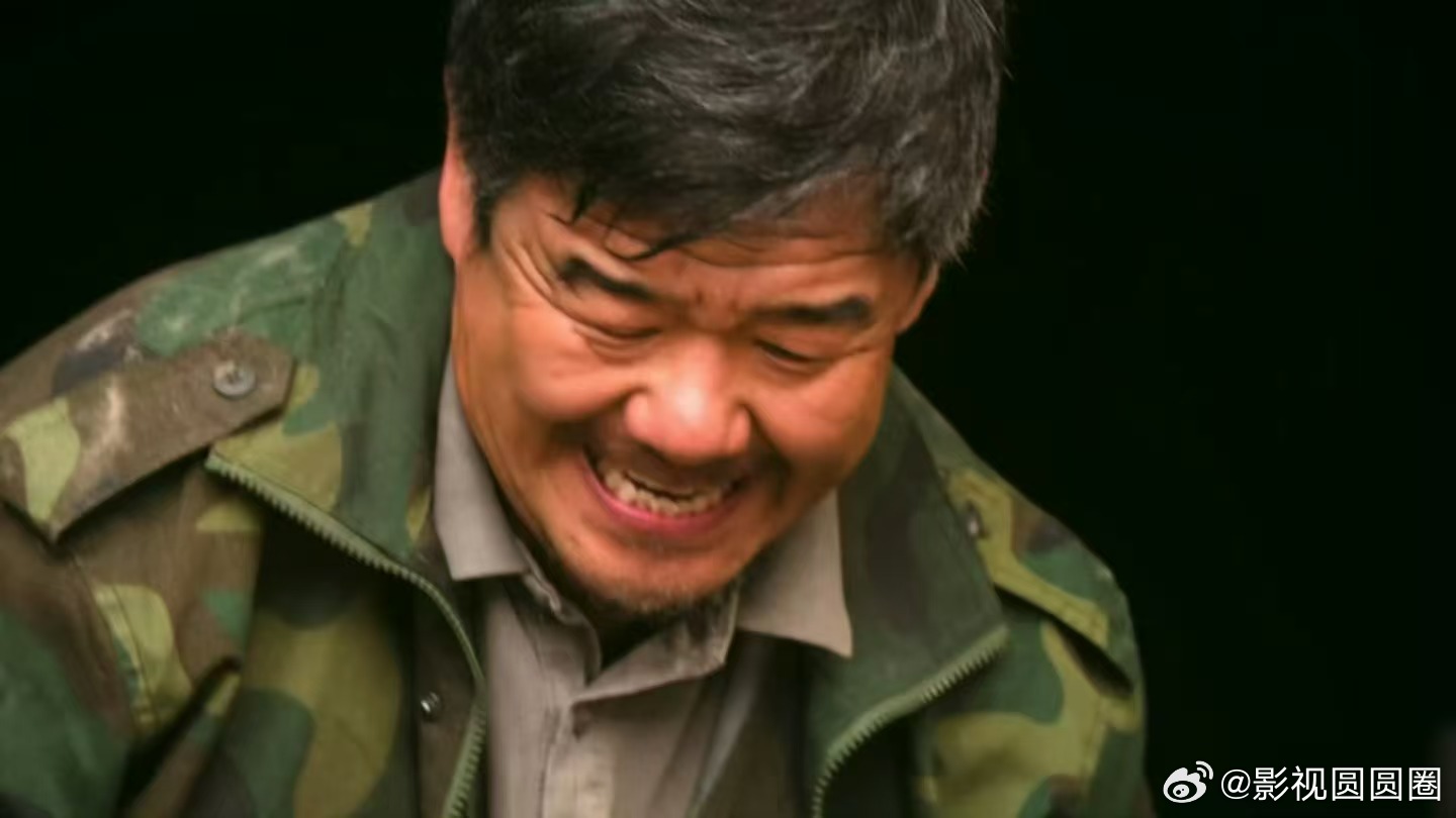 忆秦娥在刘红兵掌心蹭眼泪碎碎冰融进秦娥的岁岁年年，人不在了，温柔与爱意却永远留在