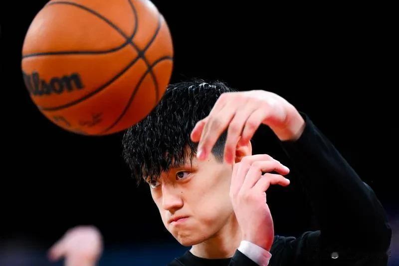 完美首秀！今晚CBA元旦大战，北京男篮主场以105-74的巨大优势击败广东男篮送