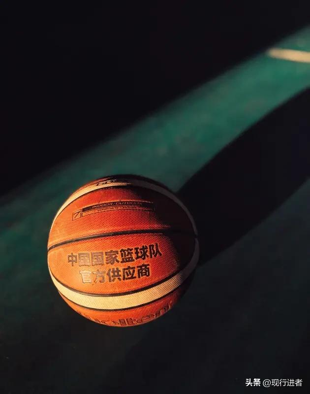 粤沪大战一触即发——背负两连败阴影的广东男篮，今晚是反败为胜还是一输到底？

练