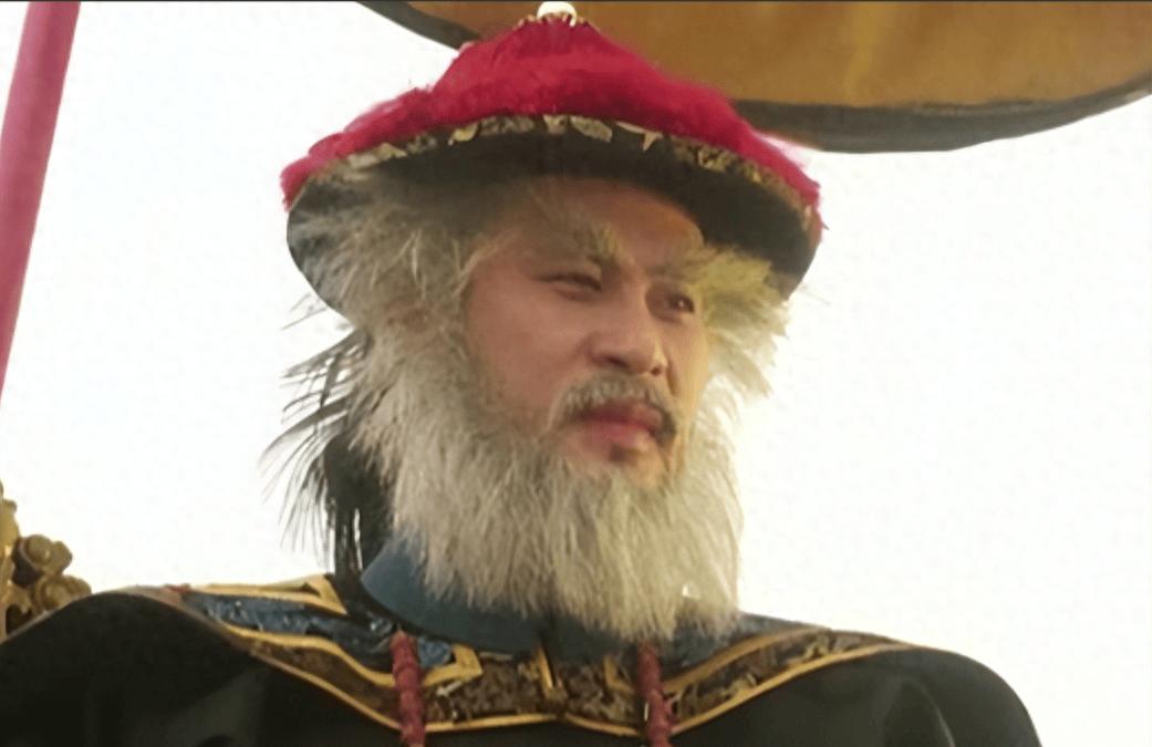 鳌拜及其兄弟的结局

康熙八年五月，紫禁城里一场摔跤游戏收了场。十几个布库少年把