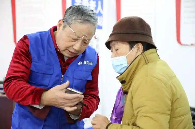 2026年全国养老金调整正式文件还没有发布，江苏大概率延续上一年的调整框架，机关