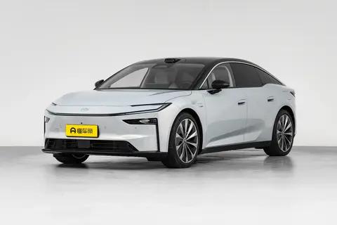 广汽丰田铂智7开启预售，预售价17.98万元起/搭载鸿蒙座舱5，值得关注。
3月