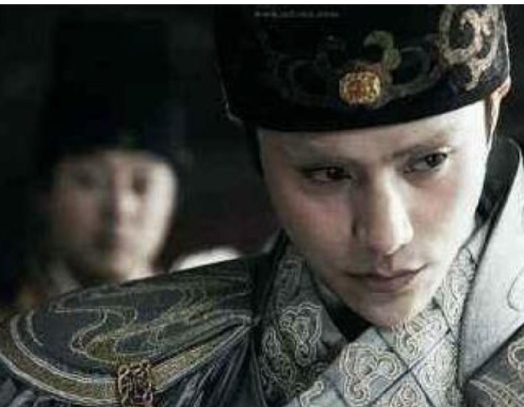 大家好，我是专注分享历史人物故事的博主，今天给大家讲一个明朝时期宦官权力斗争的精